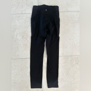 Lululemon Athletica Jet Black perforated cropped Leggings